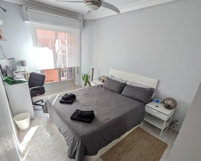 Acogedor Apartamento Y Parking Madryt Zewnętrze zdjęcie